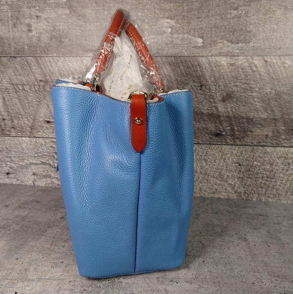 Dooney and Bourke Large Barlow - Picture 4 of 9